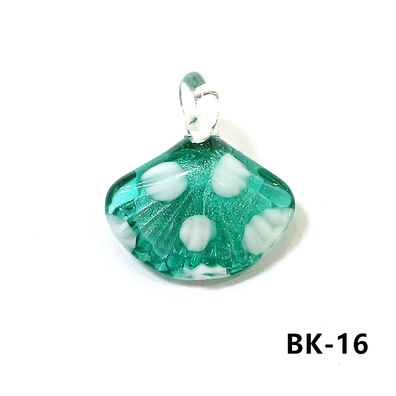 Colorful Mini Sea Shell Charm  - Aquarium Marine Color のレビューと価格